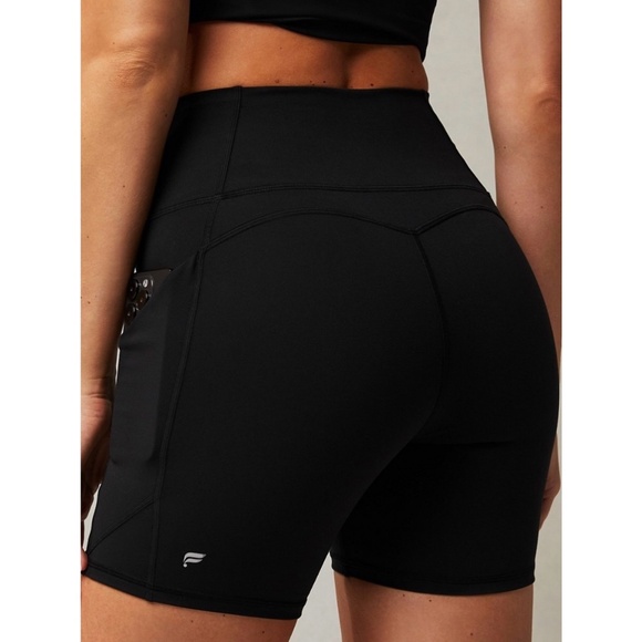 Fabletics Oasis Pure Luxe Shorts - Picture 2 of 4